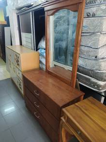 Descing Table Wood 