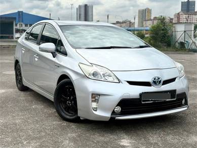 2012 Toyota Prius LUXURY (HYBRID)