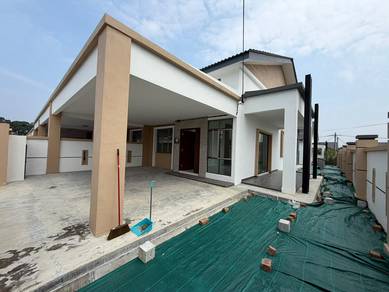 1-storey Terraced House For Sale in Ayer Molek,MLK