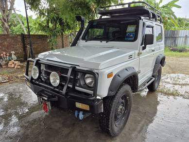 Suzuki Jimny in Seri Manjong, PRK