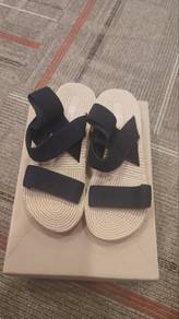 Women’s shoes