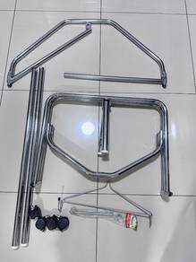 Cradle frame and electric cradle
