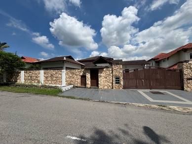 Bungalow House For Sale in Bangi,SGR
