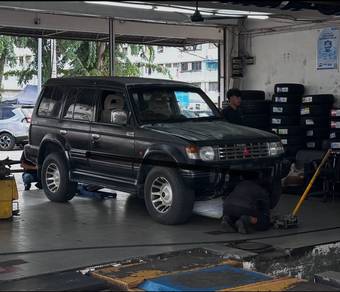 Mitsubishi Pajero in Ampang Hilir, KUL