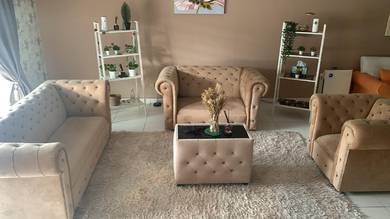 sofa chesterfield set untuk dijual