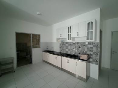 Condominium For Rent in Residensi Sateria