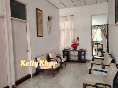 1-storey Terraced House For Sale in Jelutong,PNG