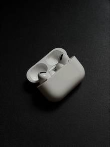 Apple AirPods Pro (1st Gen)