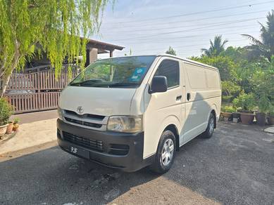 2009 Toyota Hiace
