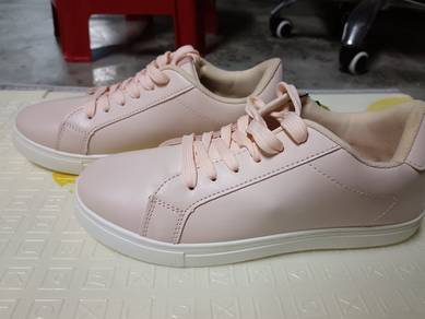BATA North Star Pink Flat Shoes Size 7