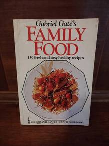 FAMILY FOOD The First Anti-Cancer Council Cookbook