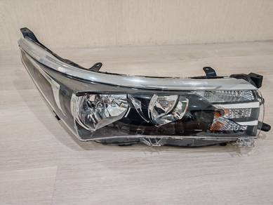 Used Original Altis Headlamps ZRE172