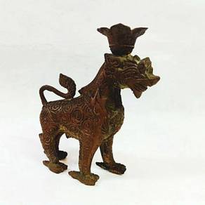Antique Brass Lion Stutue