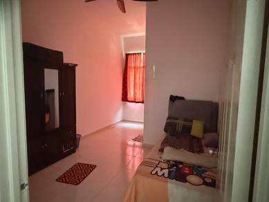 Room in Kuantan, PHG