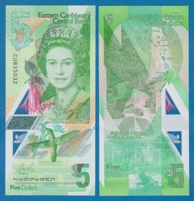 East Caribbean QEII 5 Dollars PNew 2021 unc