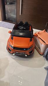 Toy car