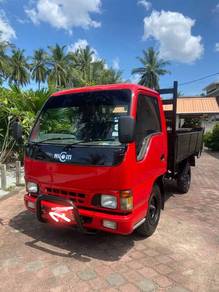 Hicom tipper 2.8 2008
