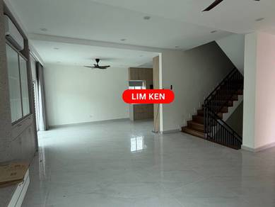 Semi-Detached House For Rent in Tanjung Bungah,PNG