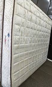 Queen Size Tebal 10inci Spring Mattress 