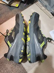 Trail Running Shoe