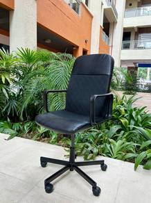 RENBERGET Swivel OFFICE chair in Bomstad blac
