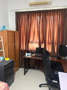 Condominium For Rent in One Imperial