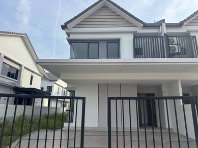 Semi-Detached House For Sale in Cyberjaya,SGR