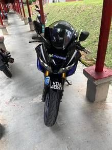 Yamaha R15