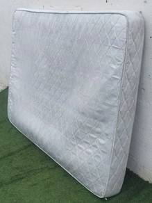 YE99AB Tilam Queen Spring 9" Mattress