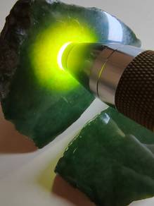 Giok Jadeite Jed Burma "Icy Yellow-Green" Tergilas