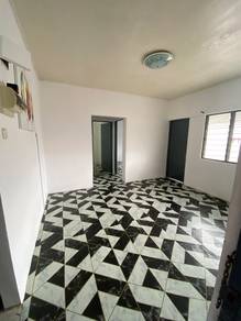 Apartment For Rent in Pangsapuri Merak (Taman Bukit Idaman)