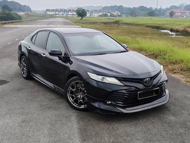 2021 Toyota Camry V