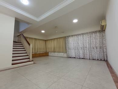 Condominium For Sale in Grace Ville