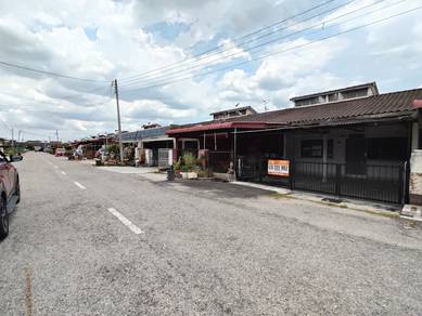 1-storey Terraced House For Sale in Hutan Melintang,PRK