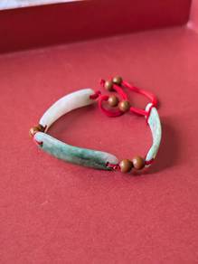Genuine jade red string bracelet