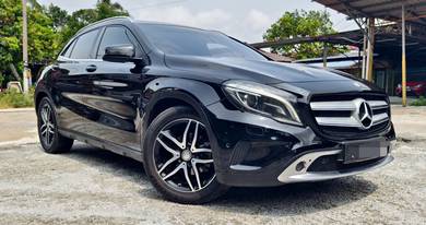 Mercedes Benz GLA200 200 (CBU) in Cheras, SGR