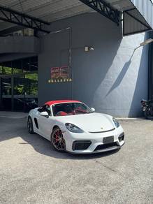Porsche Cayman GT4 718 GT4 in Kota Damansara, SGR