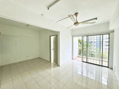 Apartment For Sale in Suria Avenue Apartment