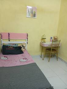 Room in Ampang, SGR
