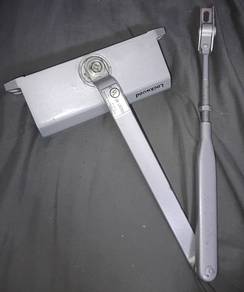 Lockwood Hydraulic Door Closer Arm