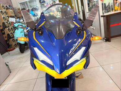 Honda CBR150R