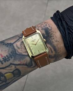 26x37mm 1970s Longines Gold Plated Tank ref.1072