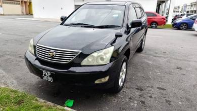 Toyota Harrier 240G in USJ, SGR