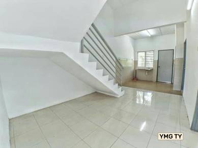 1.5-storey Terraced House For Sale in Kapar,SGR