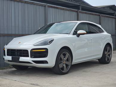2023 Porsche Cayenne COUPE BASE
