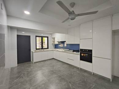 Link Bungalow For Rent in Bangsar,KUL