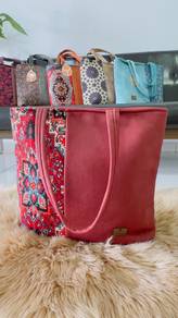 Top handle bag
