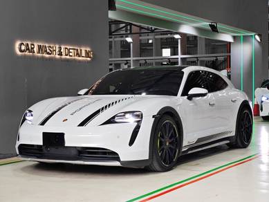 Porsche Taycan 4S in Bandar Bukit Raja, SGR