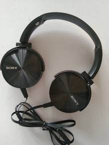Headphone