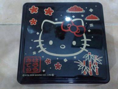 Kotak hello kitty black plastic box